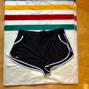 Under Armour Black and White shorts with pockets